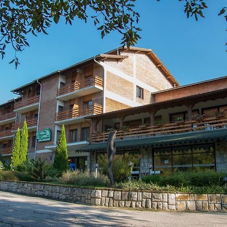 Hotel Tourist center Momina Krepost à Veliko Tarnovo Extérieur photo